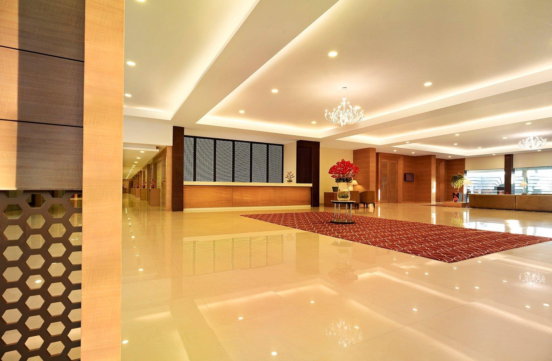 Hotel Naveen Lakeside Гублі Екстер'єр фото